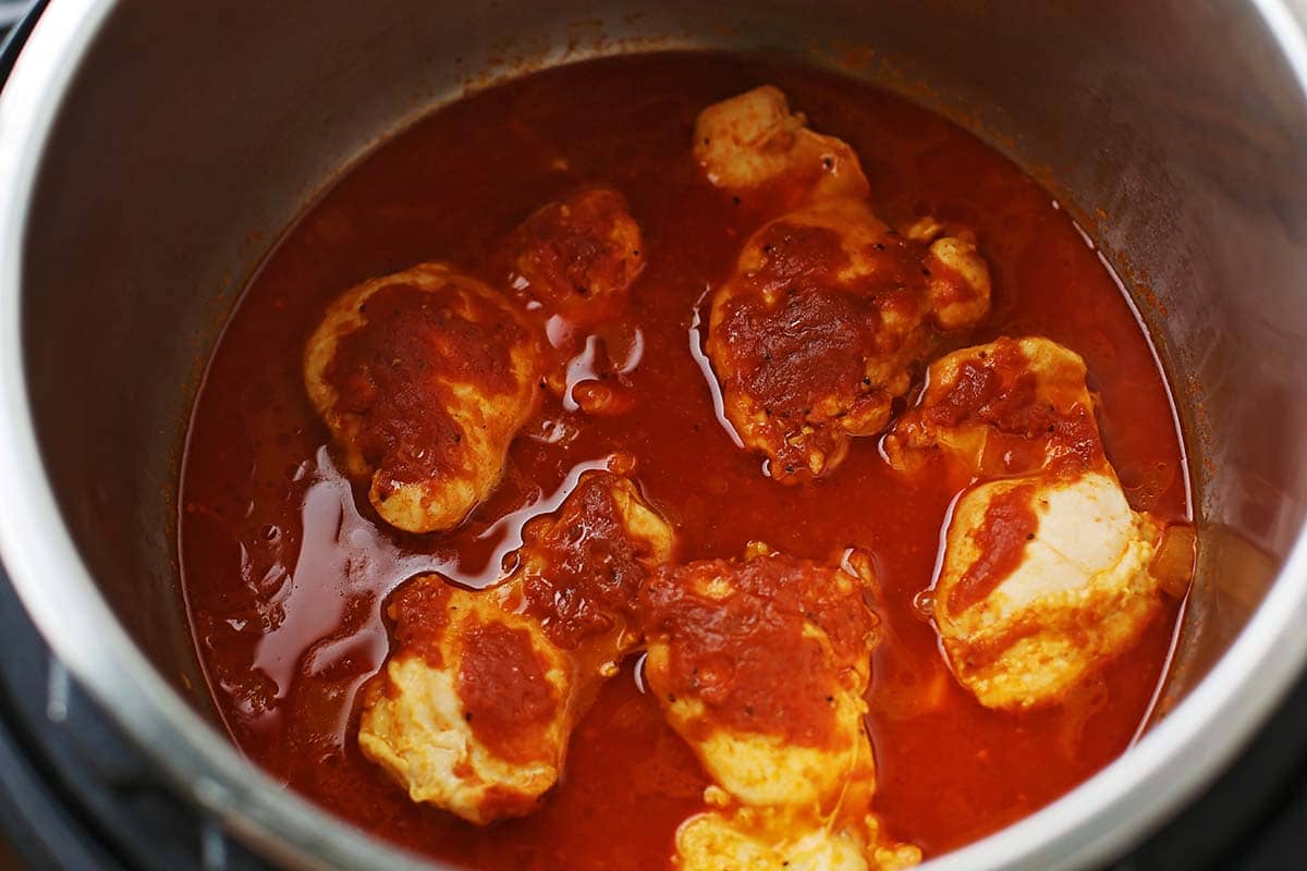 cooked chicken with bbq sauce in the instant pot
