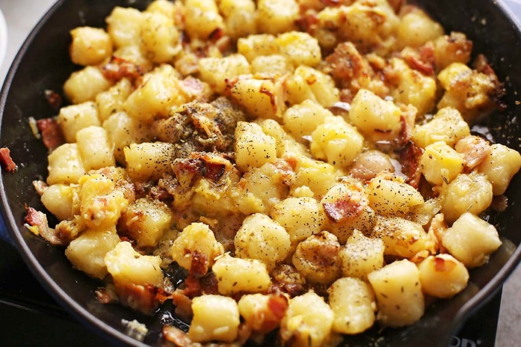 Gnocchi Carbonara (15 Minute recipe) Flavorful Home