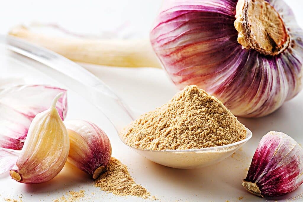 Garlic Powder Vs. Minced Garlic What is the difference? Flavorful Home